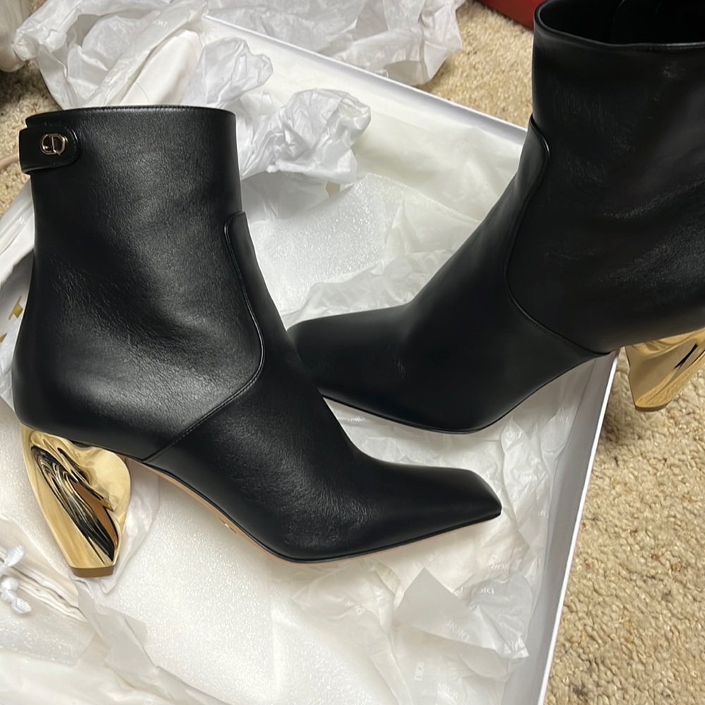 NEW Dior booties